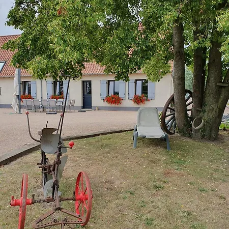 Au Chemin Du Paradis De 10 Personnes 4 Etoiles Dom wakacyjny *