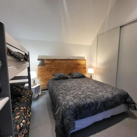 Au Chemin Du Paradis De 10 Personnes 4 Etoiles Dom wakacyjny