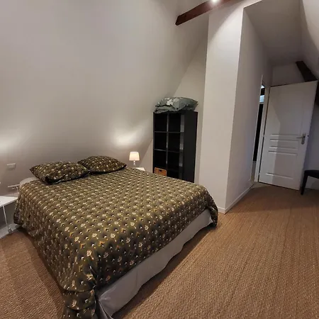 Au Chemin Du Paradis De 10 Personnes 4 Etoiles *